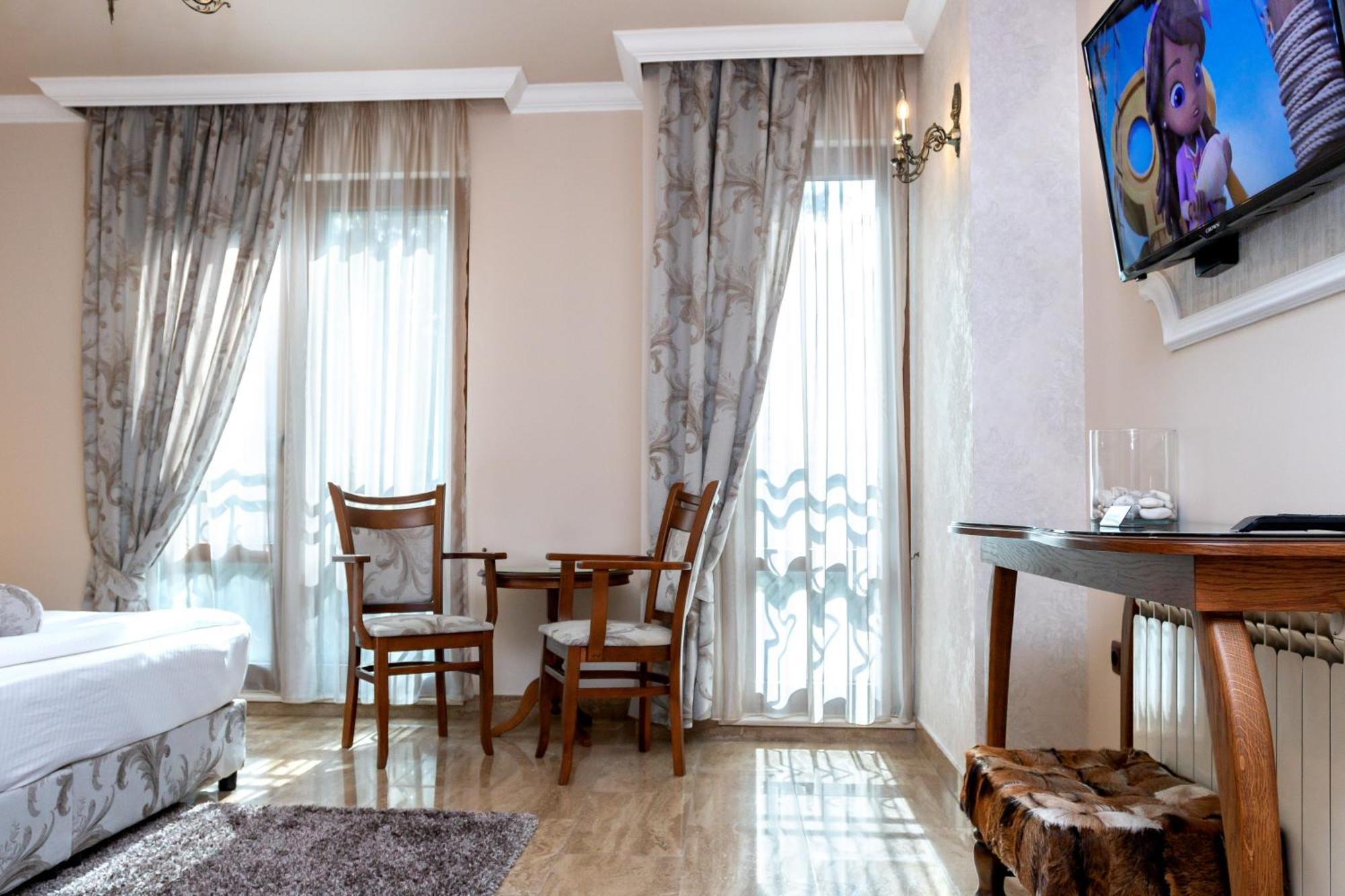Mon Ami Apart In Studentski Grad Area София Екстериор снимка