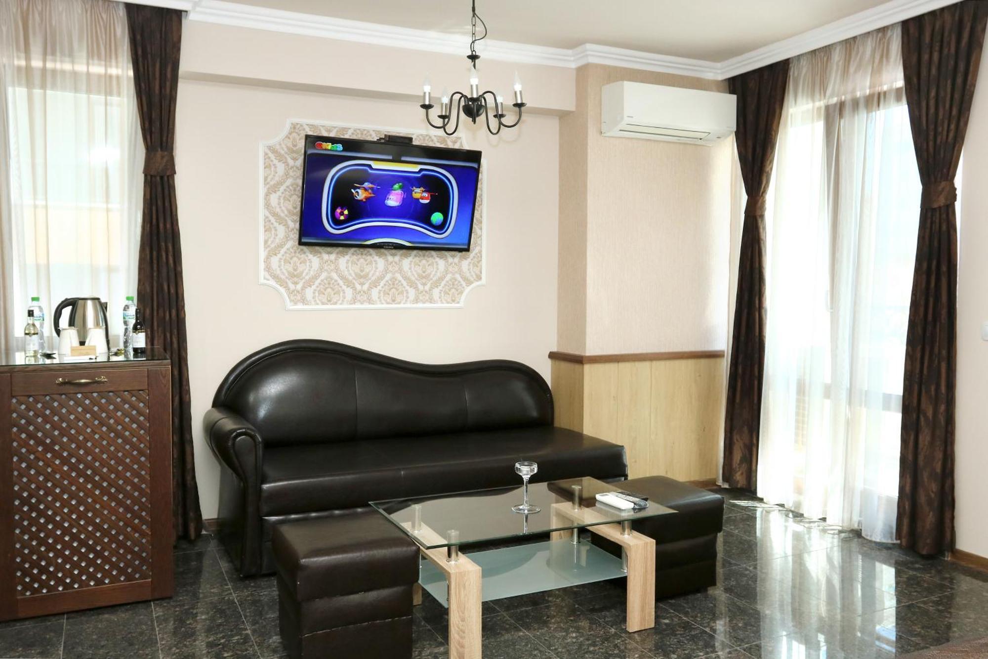 Mon Ami Apart In Studentski Grad Area София Екстериор снимка